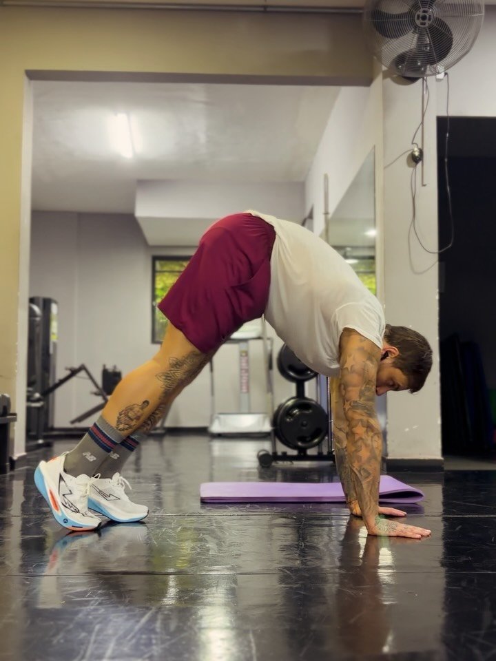 Abdômen de cimento: a nova tendência no universo fitness e suas implicações para a saúde