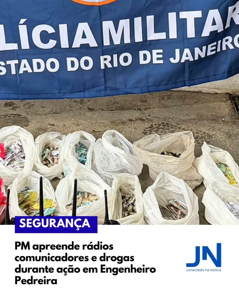 PM apreende rádios comunicadores e drogas em operação em Engenheiro Pedreira, Japeri