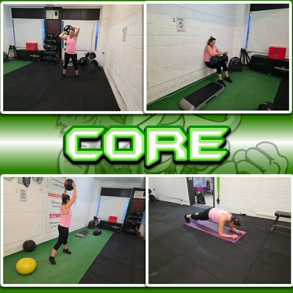 Frequentadores do Core Fitness encerram a semana com intensa sessão de exercícios