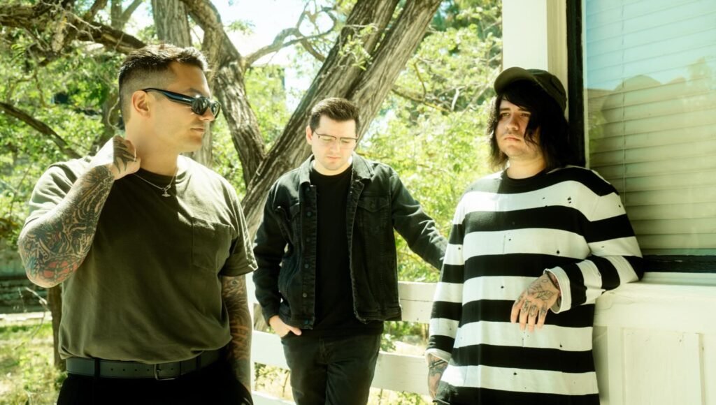 Pomona, Califórnia, recebe show com várias bandas no dia 16 de julho