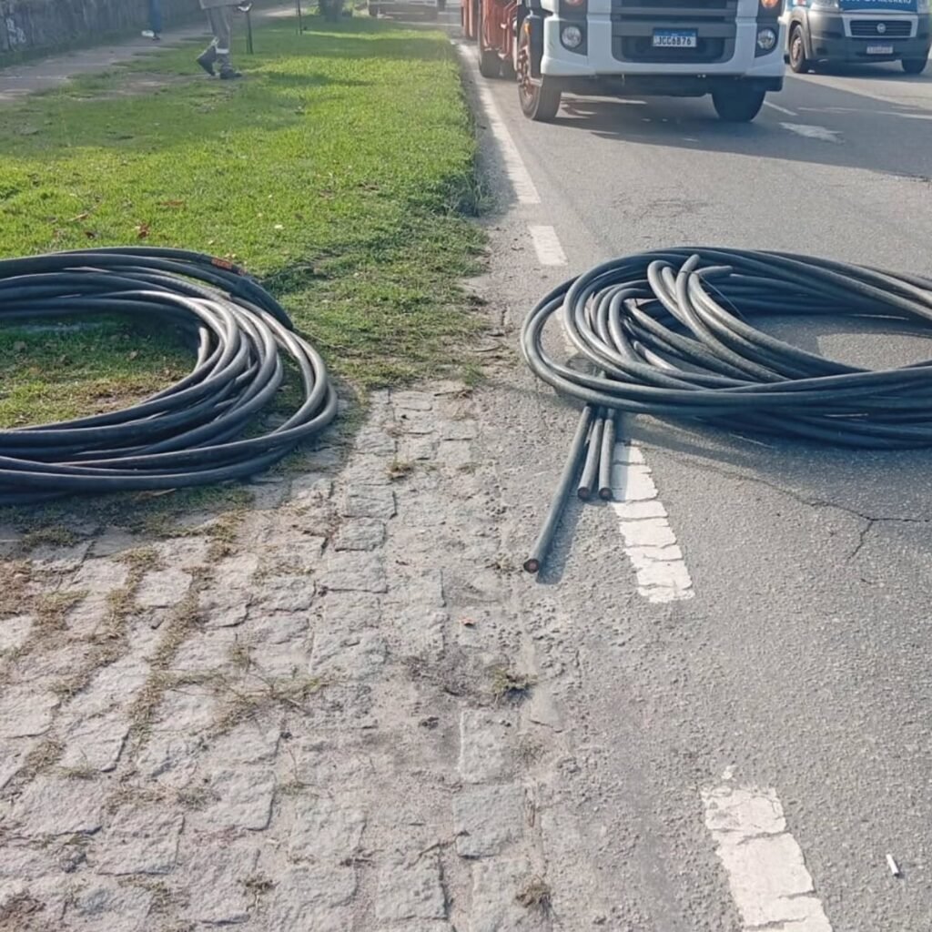 Guardas municipais evitam furto de 600 metros de cabos elétricos na Barra da Tijuca