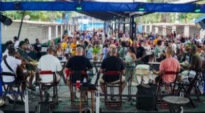 03-05-2026-Samba-no-Centro-de-TradiA§Aµes-Nordestinas-em-Neves-Foto-Jonnathan-Smith-3-300x199.jpg