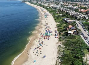 1780706928_faixa_areia_camboinhas-1536x1023.jpeg