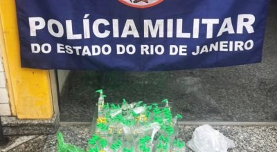 Polícia apreende 195 frascos de lança-perfume e detém homem em Jardim Gramacho, Duque de Caxias