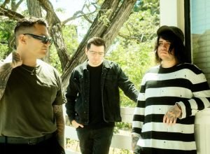 Pomona, Califórnia, recebe show com várias bandas no dia 16 de julho
