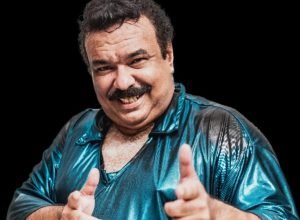 1_victor_savios_faz_tributo_a_tim_maia_em_icarai__foto_divulgacao-38835217-1000x625.jpg