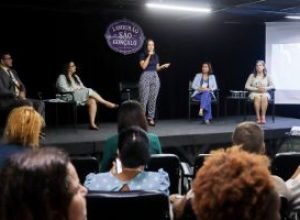 24-06-2026-Abertura-do-forum-das-cidades-no-Lavourao-Foto-Jonnathan-Smith-7-300x200.jpg