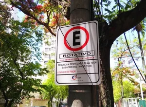 7kQyuQlp-niteroi-rotativo-placa.webp.webp