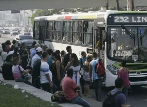 Alessandro-Costa-AOD-Estado-Conteudo-Greve-Rodoviarios-Rio-Onibus.jpg