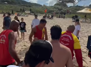 Atleta-sofre-acidente-durante-competicao-de-surfe-0016571000202605231626.png
