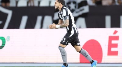 Botafogo-marca-no-fim-e-vence-a-Chapecoense-na-par0016474600202604212041.jpg