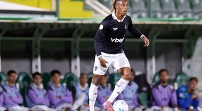 Botafogo-perde-para-Chapecoense-e-esta-eliminado-d0016544500202605142033.jpg
