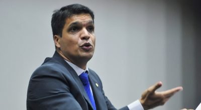 Cabo-Daciolo-anuncia-pre-candidatura-a-Presidencia0016429700202604032009.jpg