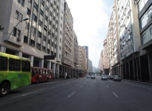 Desfile-da-Unidos-do-Viradouro-altera-transito-no-0016346400202603050914.jpg