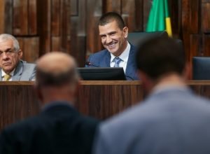 Douglas-Ruas-comanda-primeira-sessao-plenaria-e-in0016478400202604230845.jpg