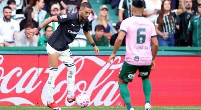 Em-jogo-equilibrado-Coritiba-e-Botafogo-ficam-no-e0017951800202610121847.jpg