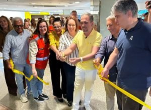 Exposicao-Maio-Amaelo-Plaza-Shopping-Thiago-Garbujo1.jpeg