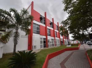 Fachada-Prefeitura-Foto-Elsson-Campos-6-scaled-1.jpg