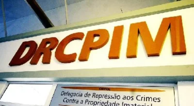Feira-da-Pavuna-vira-alvo-de-operacao-contra-esque0017783800202608110851.webp.webp