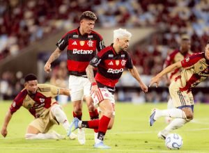 Flamengo-goleia-Independiente-no-Maracana-e-segue-0016462300202604162354.jpg
