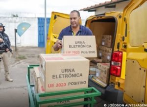 Forcas-Armadas-mobilizam-25-mil-militares-para-o-s0017980700202610231230.jpg