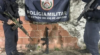 Fuzil-e-apreendido-apos-troca-de-tiros-no-Morro-do0016432000202604051147.jpg