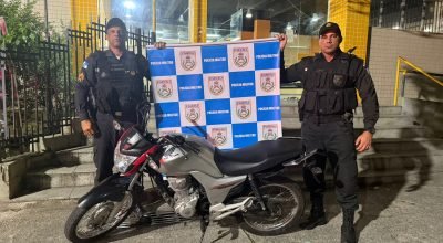 Homem-e-preso-apos-ser-flagrado-com-moto-roubada-e0016460200202604160959.jpg