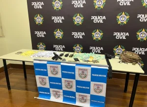 Homem-e-preso-e-menor-apreendido-com-drogas-e-arma0016492800202604280833-ScaleDownProportional.webp.webp
