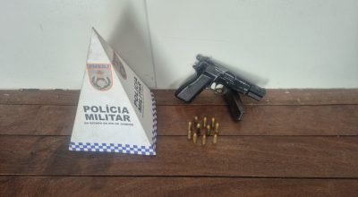 Idoso-e-preso-ameacando-pessoas-com-uma-pistola-na0016494700202604281419.jpg