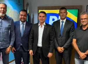 Marcio-Canella-Claudio-Castro-Flavio-Bolsonaro-Douglas-Ruas-e-Rogerio-Lisboa.webp.webp
