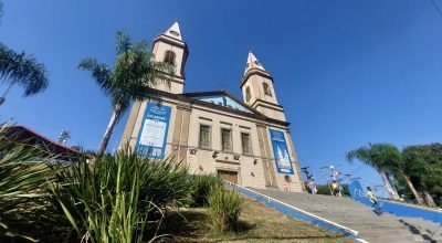 O-que-abre-e-fecha-no-feriadao-Confira-horarios-de0016424100202604021231.jpg