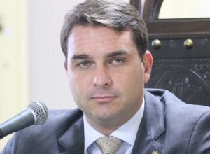 PEC-de-Flavio-Bolsonaro-pode-reduzir-o-salario-min0016601300202606021919.jpg