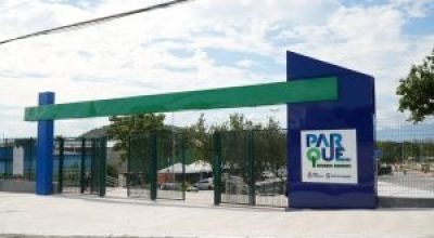 Parque-RJ-fachada-Foto-Renan-Otto-300x200.jpg