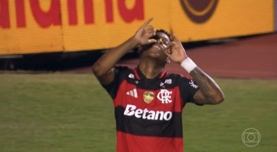 Plata-faz-festa-de-despedida-para-a-Copa-apos-part0016580300202605261745.jpg