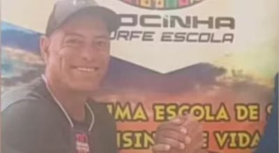 Professor-de-surfe-some-no-mar-de-Sao-Conrado-e-mo0016663400202606260924.jpg