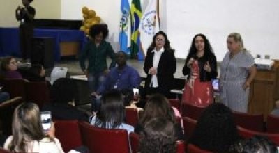 SEMINARIO-NA-UERJ-Foto-de-Luiz-Carvalho-15jul2026-12-300x209.jpg