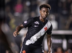 Thiago-Mendes-e-absolvido-pelo-STJD-e-pode-jogar-c0016505100202605011328.jpg