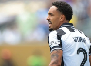 Vitinho-destaca-mudancas-no-Botafogo-de-Franclim-e0016476400202604221332.png