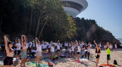 Yoga-na-Praia_-1000x666.jpg