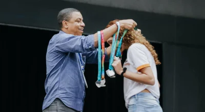 aluna-niteroi-medalha-matematica-enfoco.webp.webp