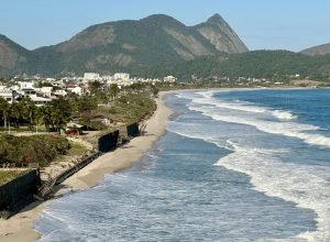camboinhas-praia-niteroi-ressaca-mar-agitado-ressaca.jpg