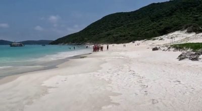 desaparecimento-de-jovem-mineiro-no-mar-expoe-riscos-nas-praias-em-feriados.jpg
