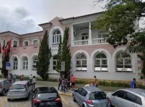 ipatrimonio_Nova-Friburgo-Prefeitura-Municipal_Imagem-Google-Street-View.jpg