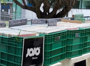 jojo-feira-discos-niteroi-2-640x626.jpg