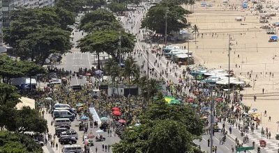 protesto-copacabana-lula-stf-bolsonaro-rio-de-janeiro-2.jpg