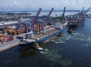 terminais-de-conteineres-porto-do-rio-de-janeiro.jpg
