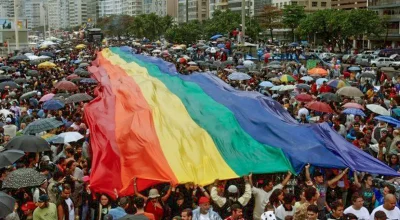 xparada-gay-2006.jpg.pagespeed.ic_.g7wgahgexl.webp.webp